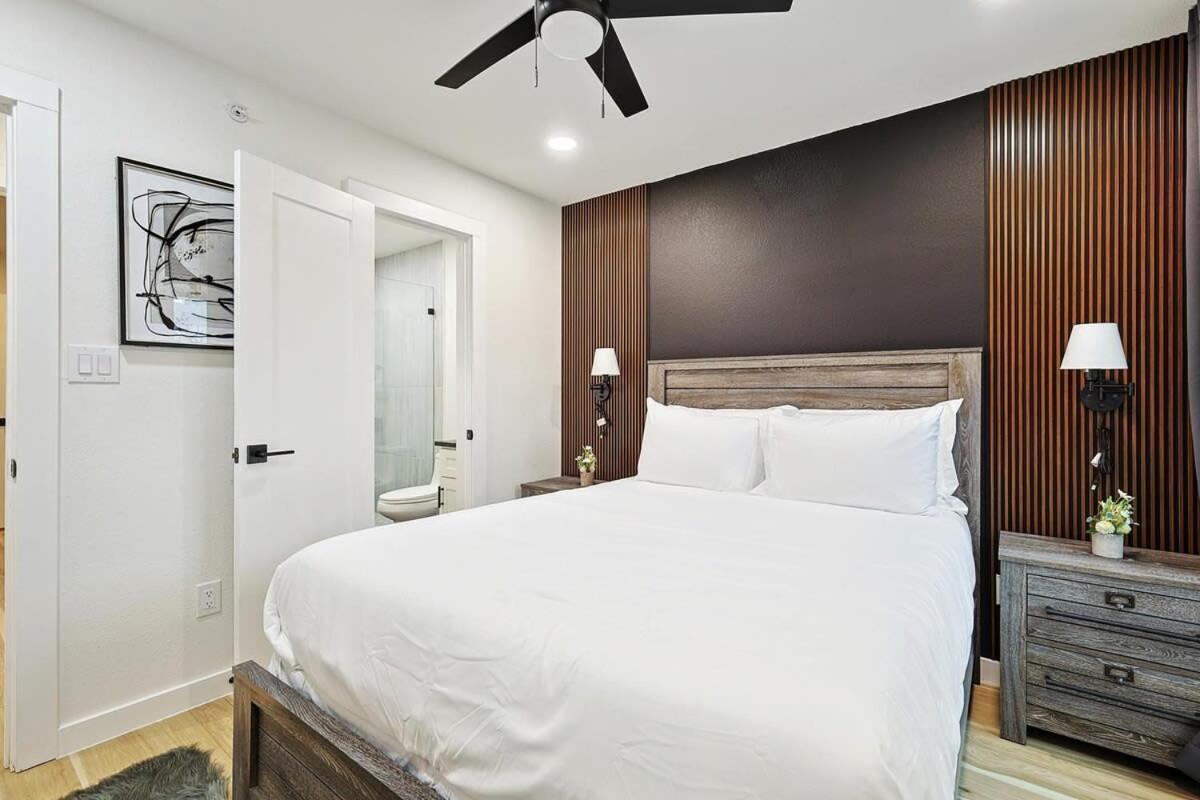 New 2B Townhome Near At&T Global Life 6Flag Arlington Eksteriør bilde