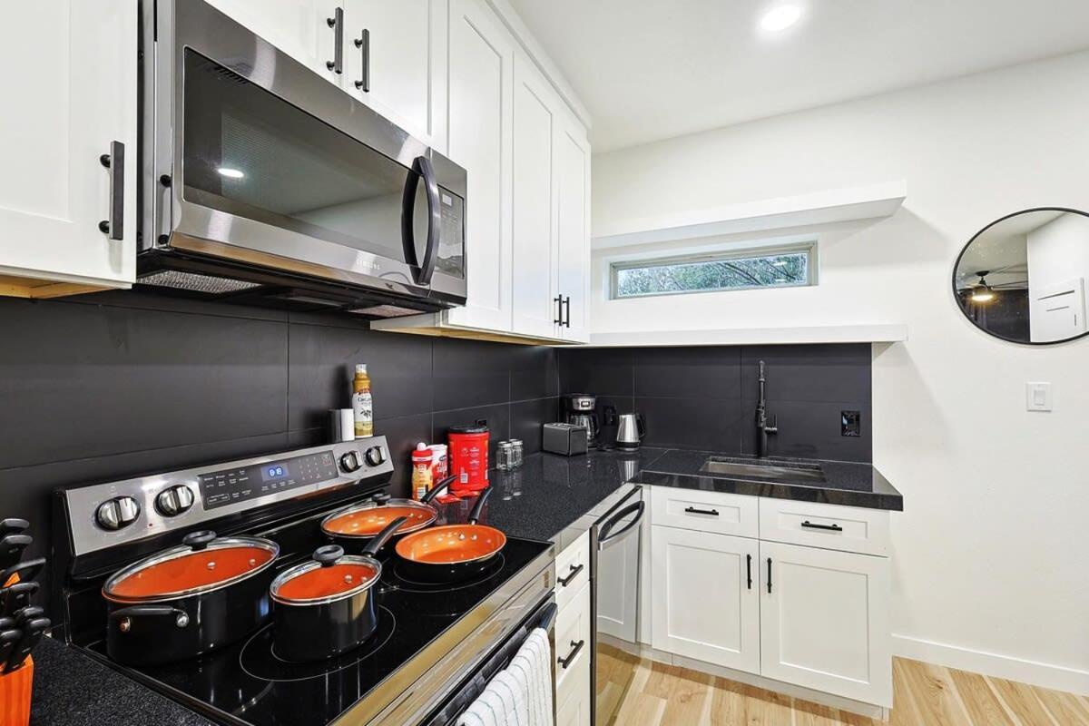 New 2B Townhome Near At&T Global Life 6Flag Arlington Eksteriør bilde